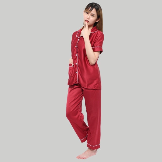 Monellina  Tina.CP Piyama Wanita Jumbo Lengan Pendek Satin Polos