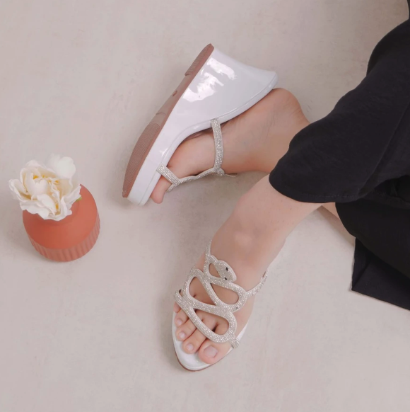  Sara Sara Alana Sandal Wedges Wanita