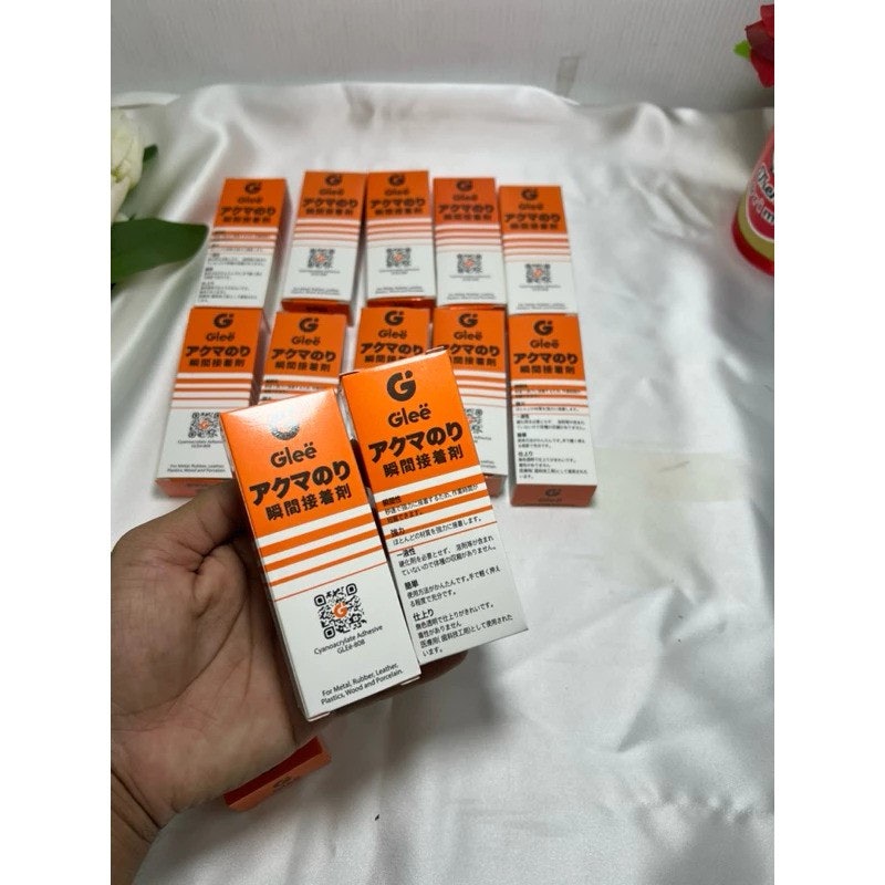 Handsome Lem Cyanoacrylate 2