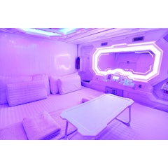 Tab Capsule Hotel - Kayoon Surabaya
