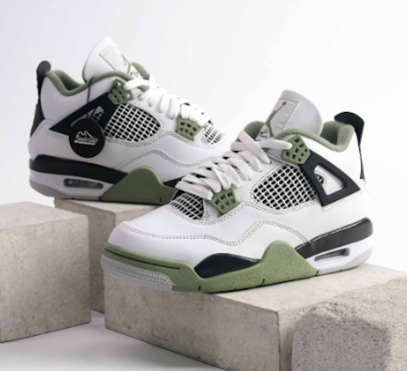 Air Jordan 4 Seafoam 2