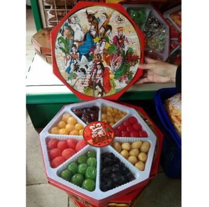 Manisan Buah Imlek Aneka Rasa Segi 8 / Pak Chen Kuo