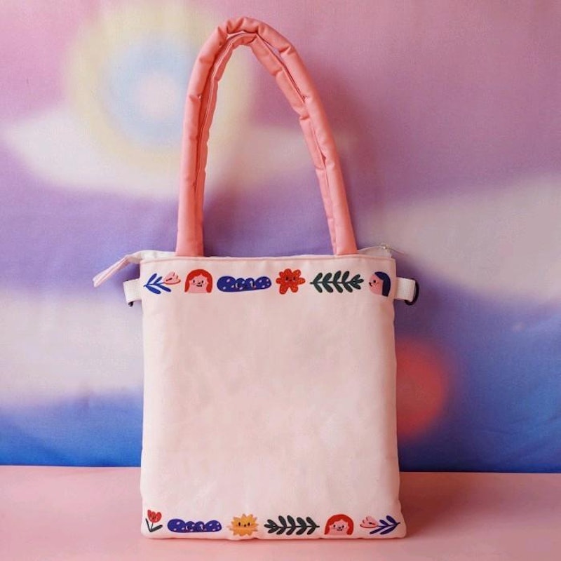 Liunic on Things Trinket Totebag 5