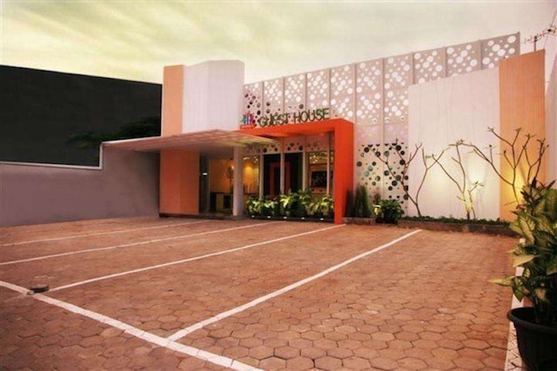 Bintang Tiga Guest House 1