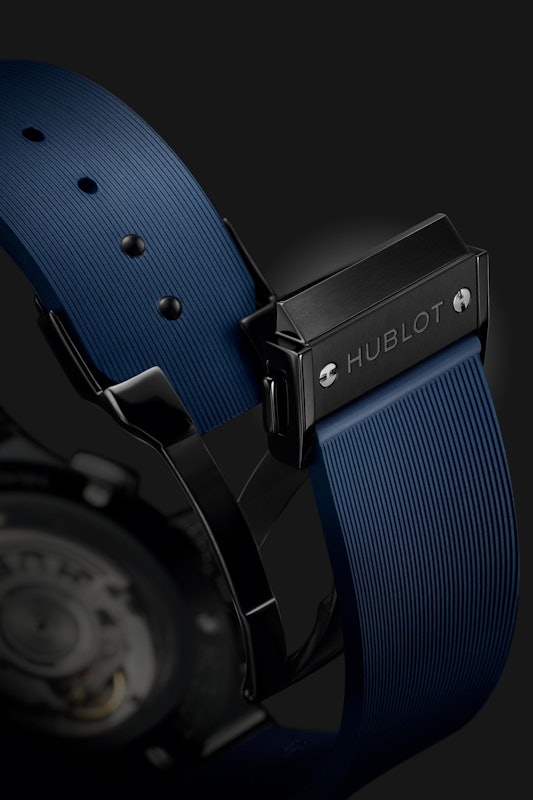 Classic Fusion Ceramic Blue Chronograph 5