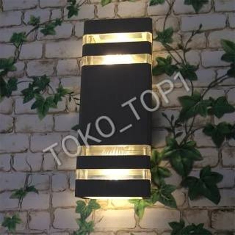 Lampu Dinding Pilar 4