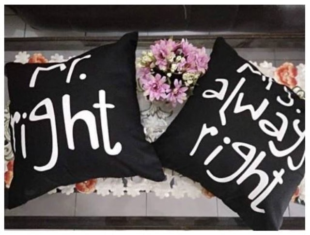  Bantal Couple Mr. Right & Mrs. Always Right