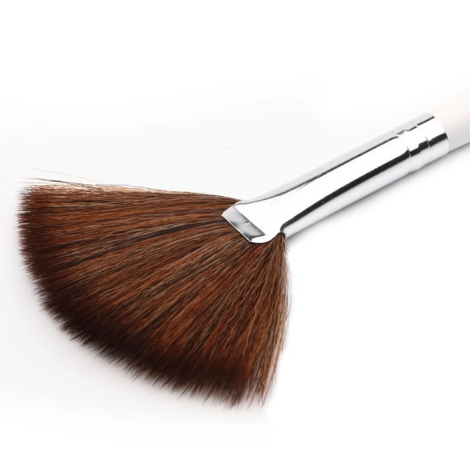  Tammia Fan Brush E16