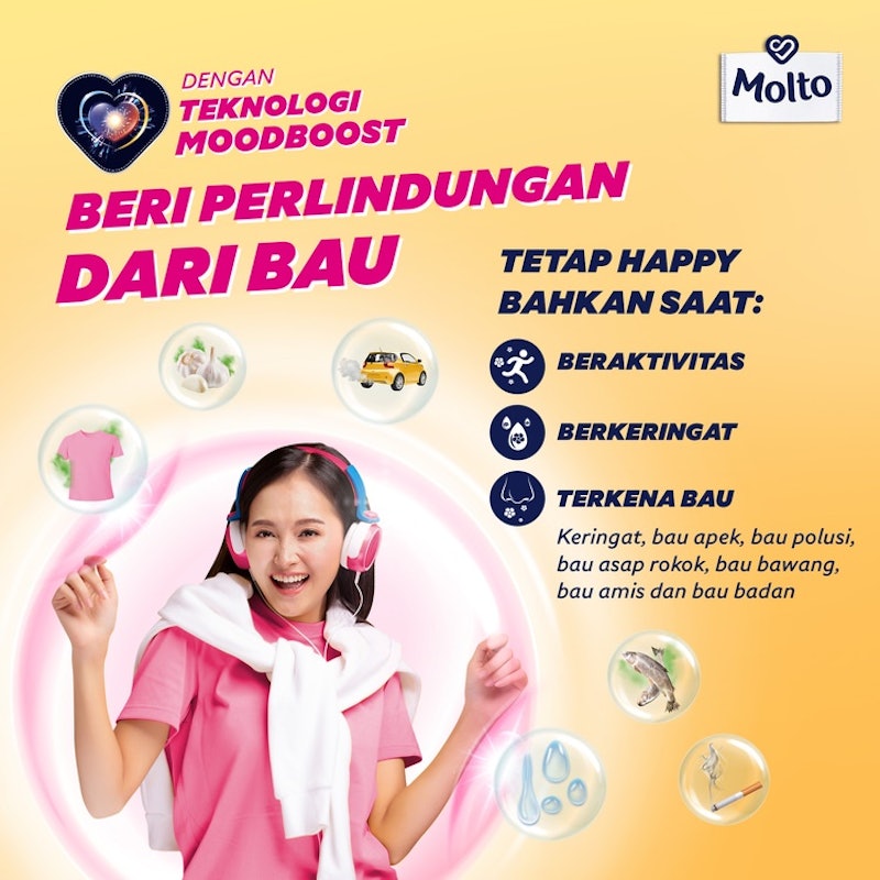 Molto Pelembut dan Pewangi Parfum Boost Japanese Peach 4