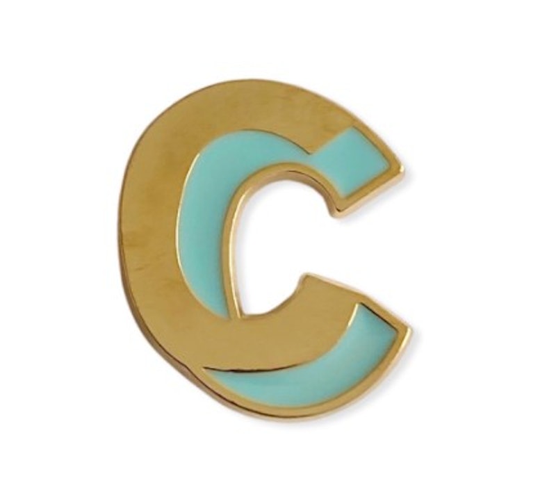 Pin Enamel Huruf 3