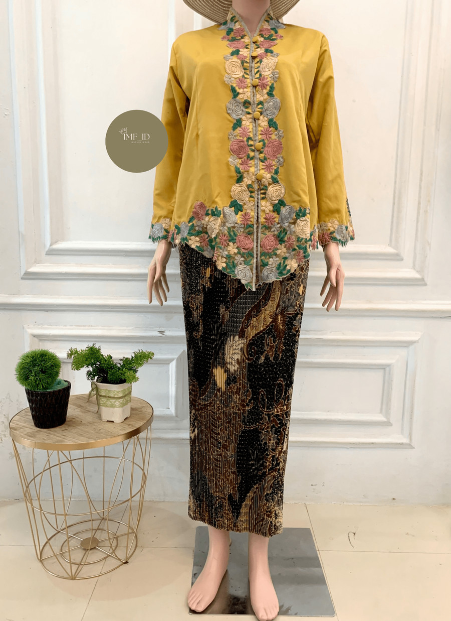  IMF Kebaya Encim Bordir Motif Bunga