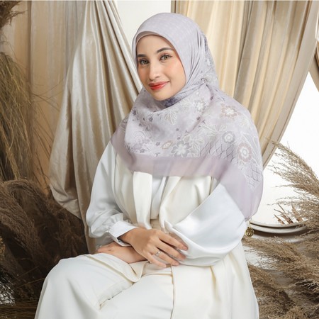 Umama Group Umama Scarves Box