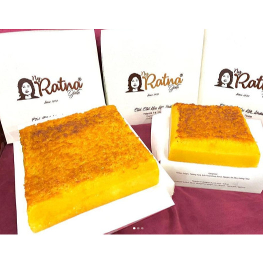 Ny. Ratna Djuita Bika Ambon 15 x 15 cm