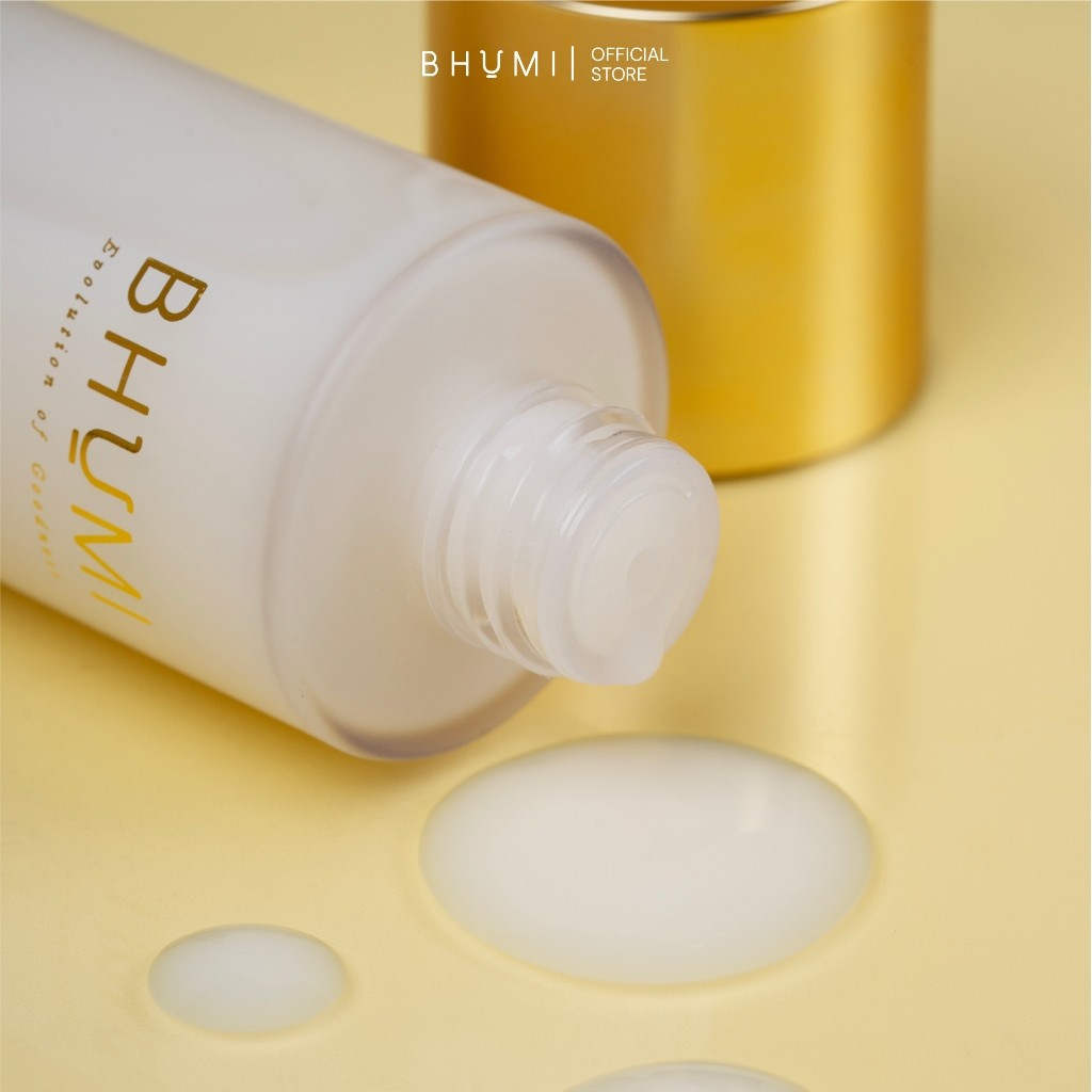 Riza Kreasi Naturalindo Bhumi Skin Ready Hydrating Booster