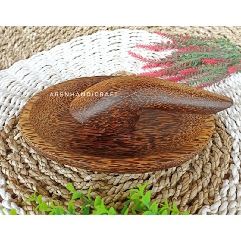 Aren Handicraft Cobek Oval + Ulekan Kayu Aren 23x17cm 3