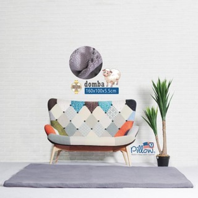 109 Pillow Karpet Bulu Domba Sintetis