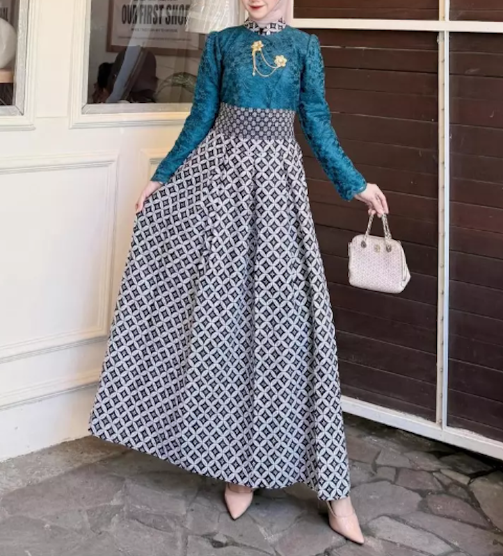 Queen Bee Dress Batik Janggan 5