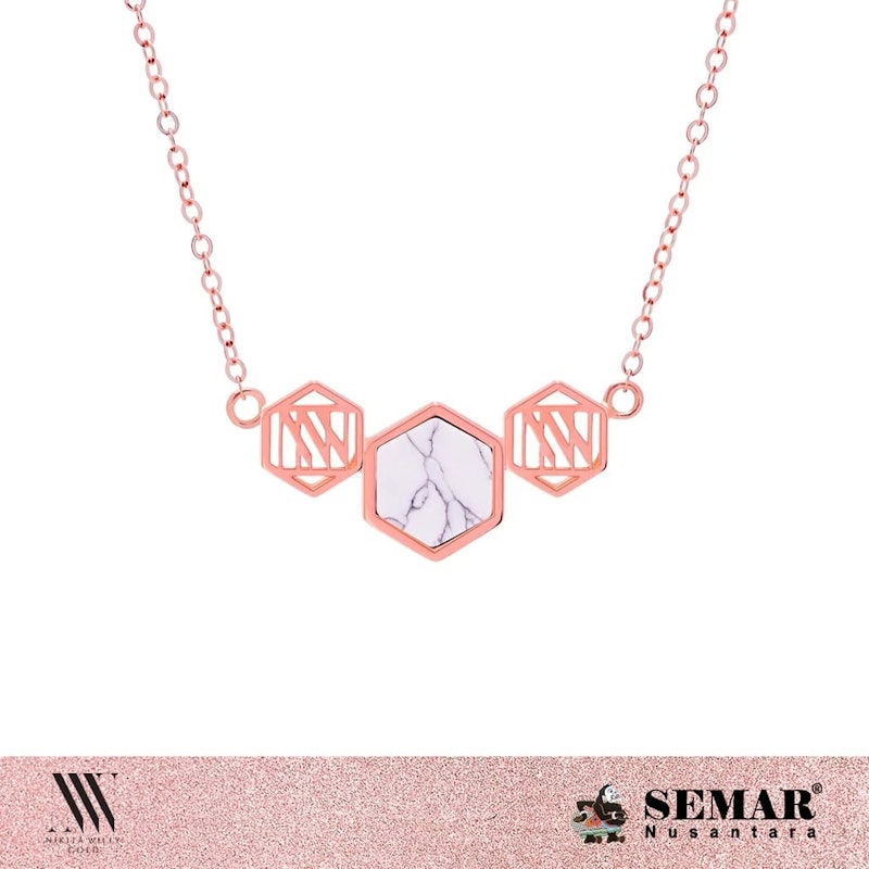 Semar Nusantara Nikita Willy Gold Renaissance Castella Necklace 17k 3
