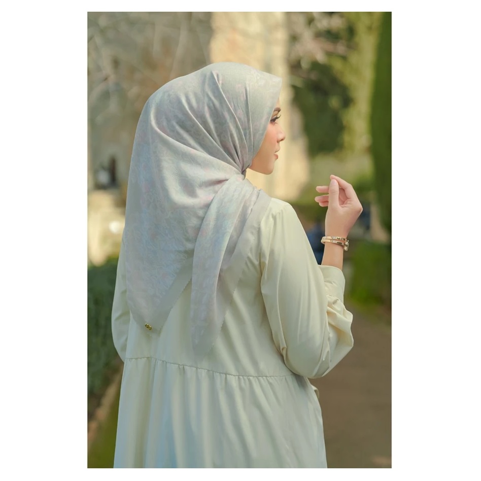 Alia Kreasi Mandiri Internasional Buttonscarves The Granada Square