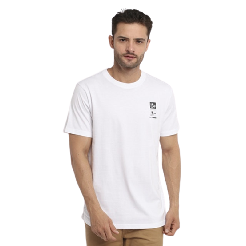T-Shirt 7.0 Isolated White 1