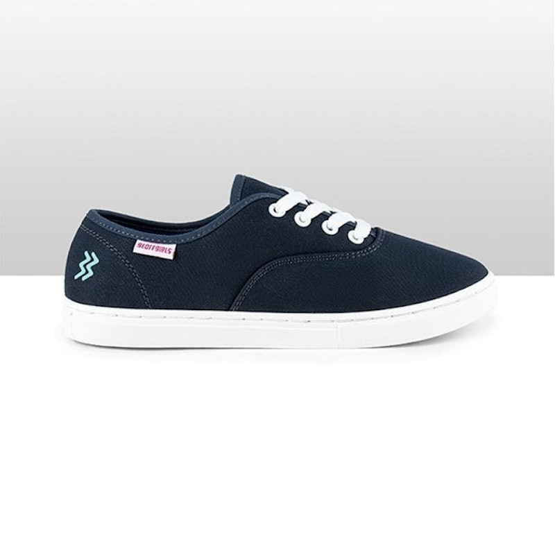 Lizzie Navy White 3