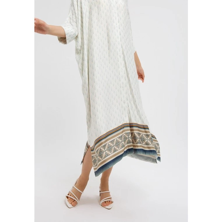 Gistex Retailindo Minimal Marya Kaftan Off White 