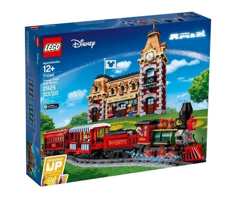 Disney Train and Station 1