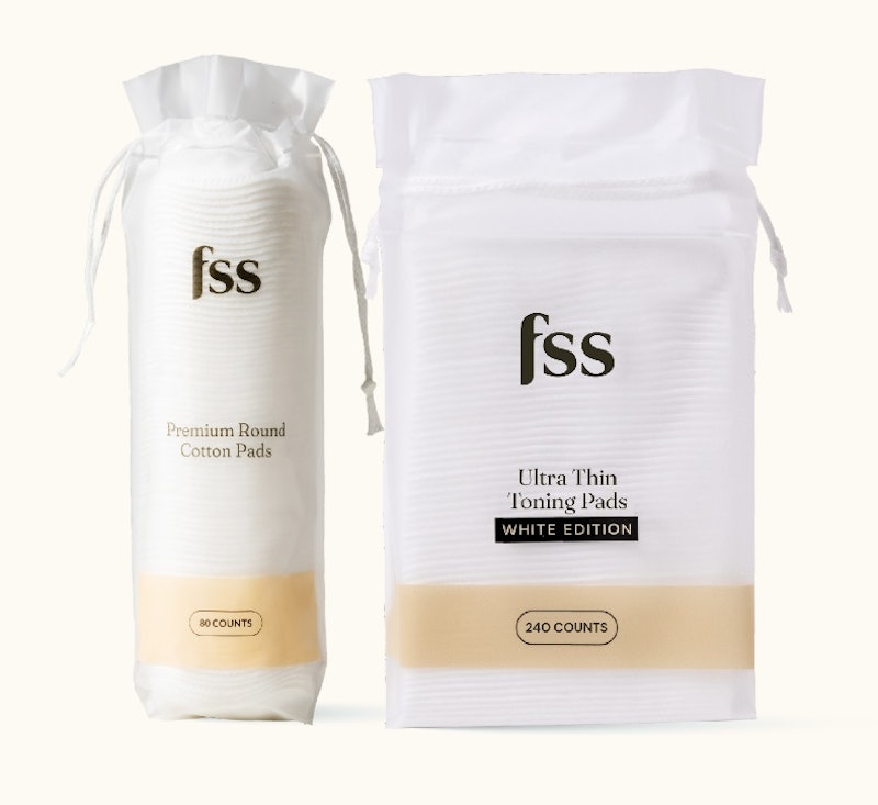 Premium Round Cotton Pads 1