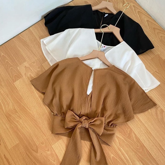 Vallina Outfit Femei Outer Blouse Slit Back Self Tie Wrap Crop Top