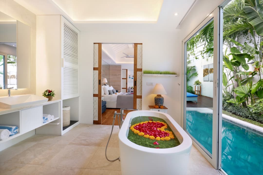Aleva Villa 4