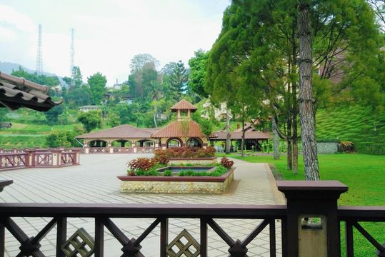  Puncak Inn Resort Hotel