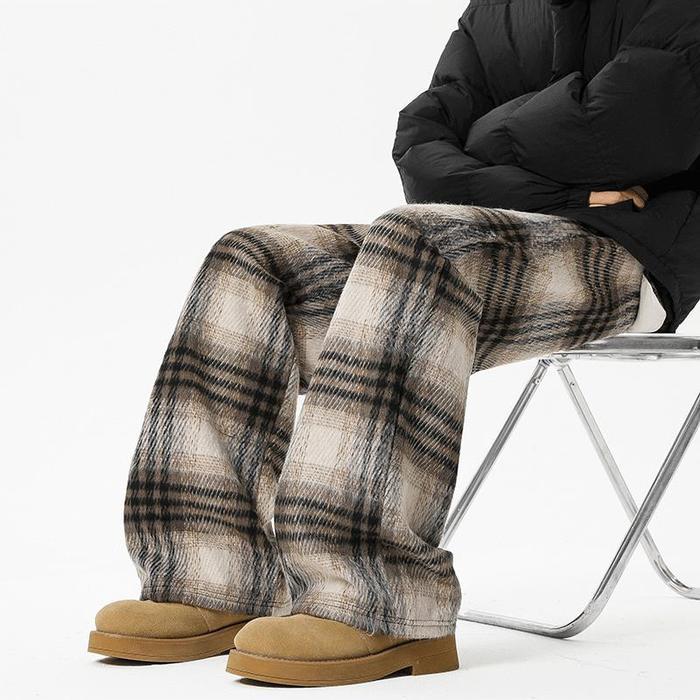  Tamp-X Celana Panjang Loose Pants Oversize Khaki