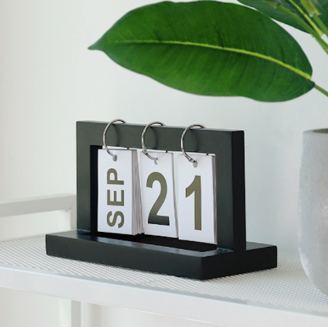 Kunataruma Kalender Aesthetic Meja Mini