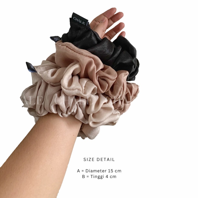 Chale Jema Silk Scrunchie 2