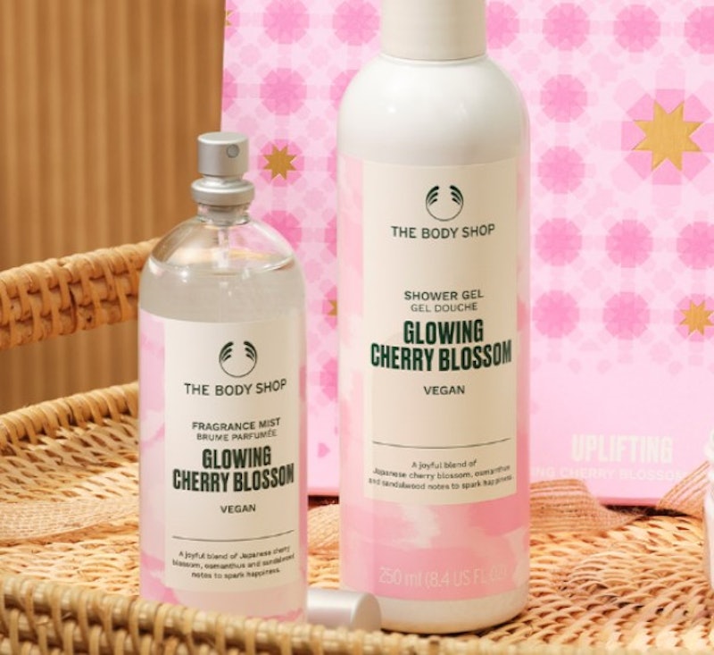 Glowing Cherry Blossom Fragrance Mist 4