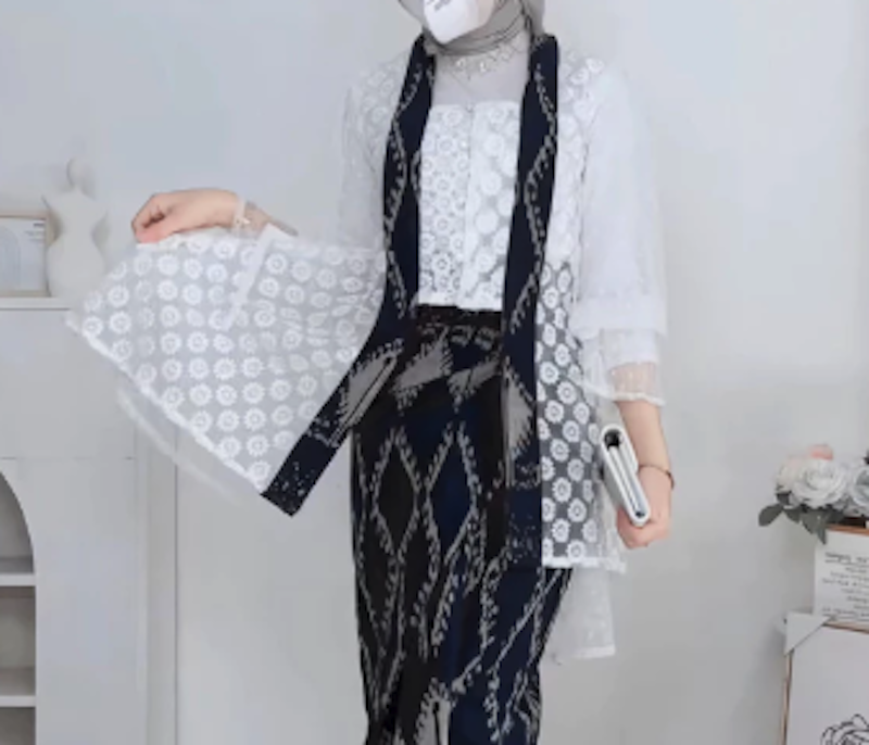 Areefa Set Kebaya Kutu Baru Brukat 2