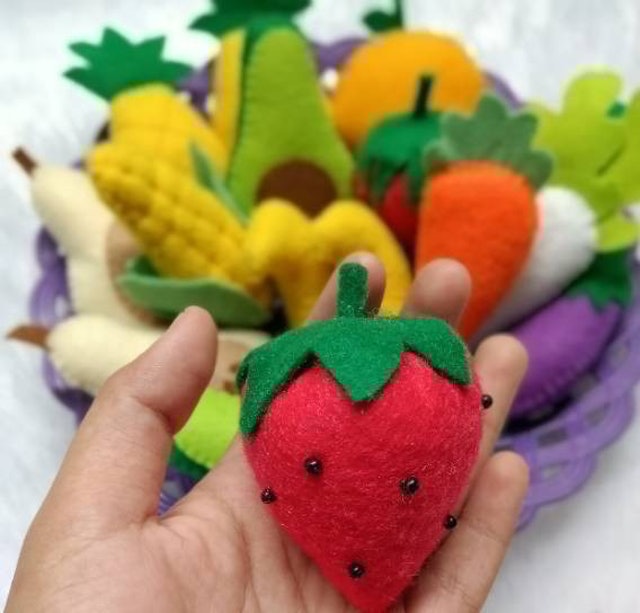  Magnet Kulkas Flanel Buah dan Sayur