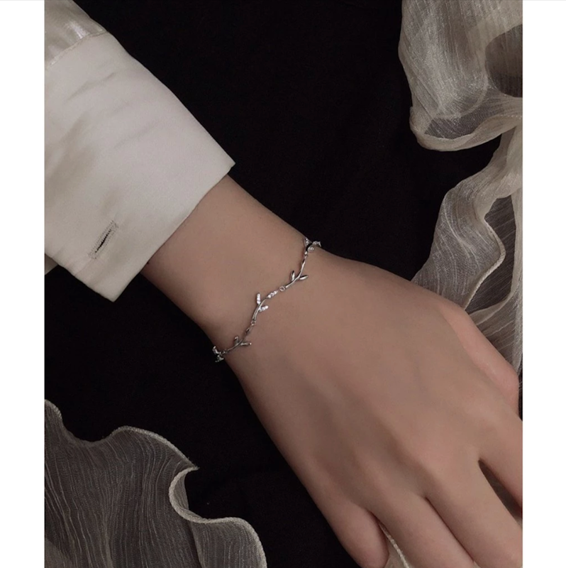 Dear Me Leaf Bracelet 925 Sterling Silver Zirconium Crystals 3
