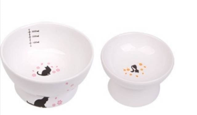  Tempat Makan dan Minum Keramik 