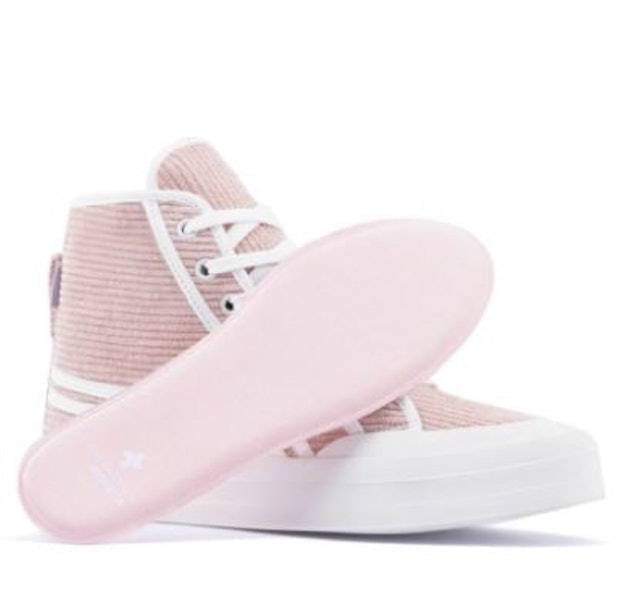 Sneakypair Scholar High