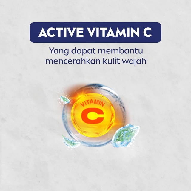 Beiersdorf NIVEA MEN Bright Oil Clear Pore Minimizing Scrub