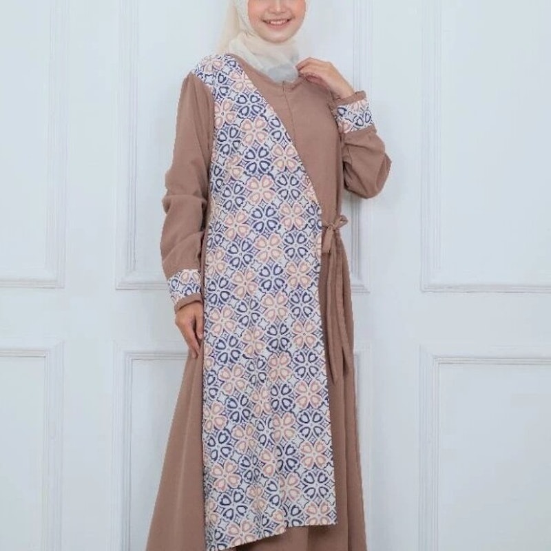 Tsamarah Hijab Gamis Wolfis Kombinasi Batik Cap 4