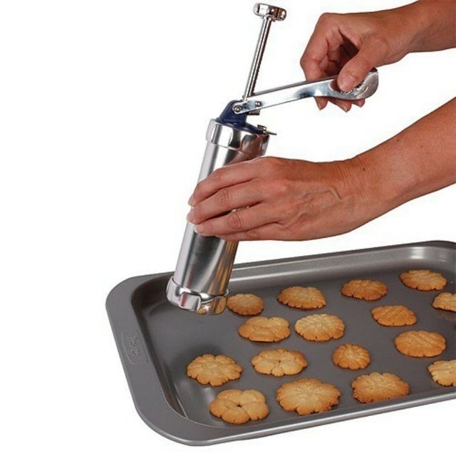 Cetakan kue semprit dorong (biscuits maker)