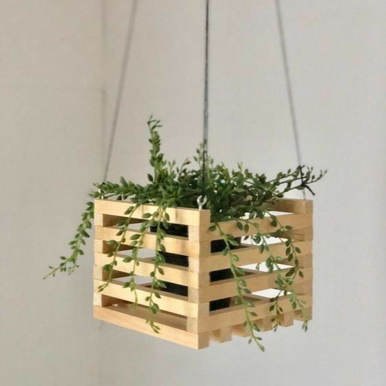 Pot Kayu Gantung 1