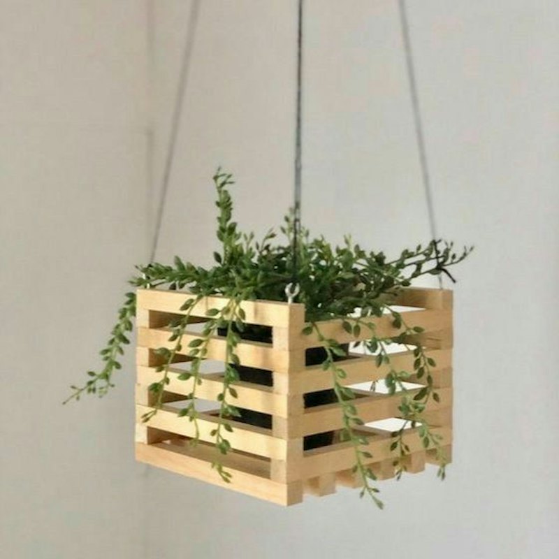 Pot Kayu Gantung 1