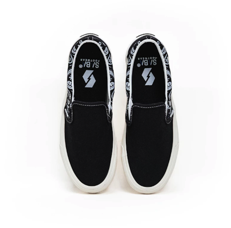 SABA Slip on Paisley Black White 2