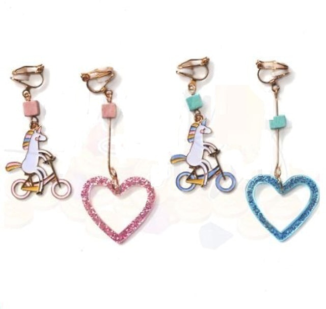 Asymetric Earrings Unicorn and Heart ｜ GH 203488