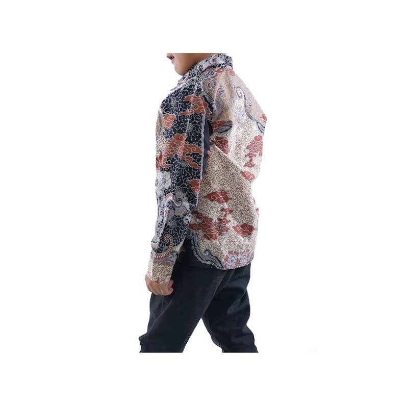 BATIK TRUSMI Atasan Batik Anak Kemeja Laki-Laki Motif Motif Mega Mendung Sawat Coklat 2