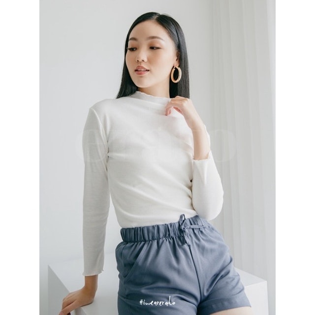 ERATO Mareta High Neck Top