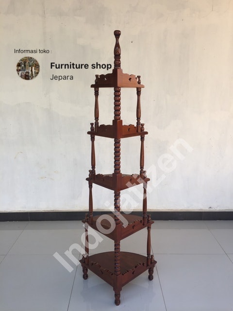  Rak Sudut Hiasan Kayu Jati